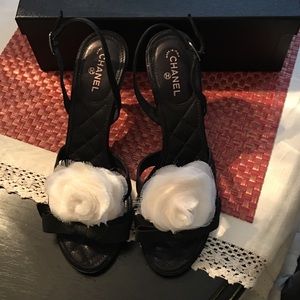 💯 Chanel camelias heels sandals silk 🌸